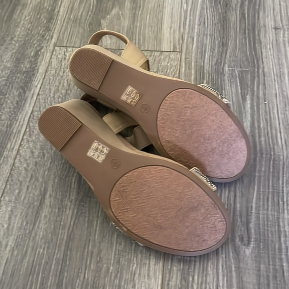 CL by Laundry Shoes Size 10 - Picture 5 of 6